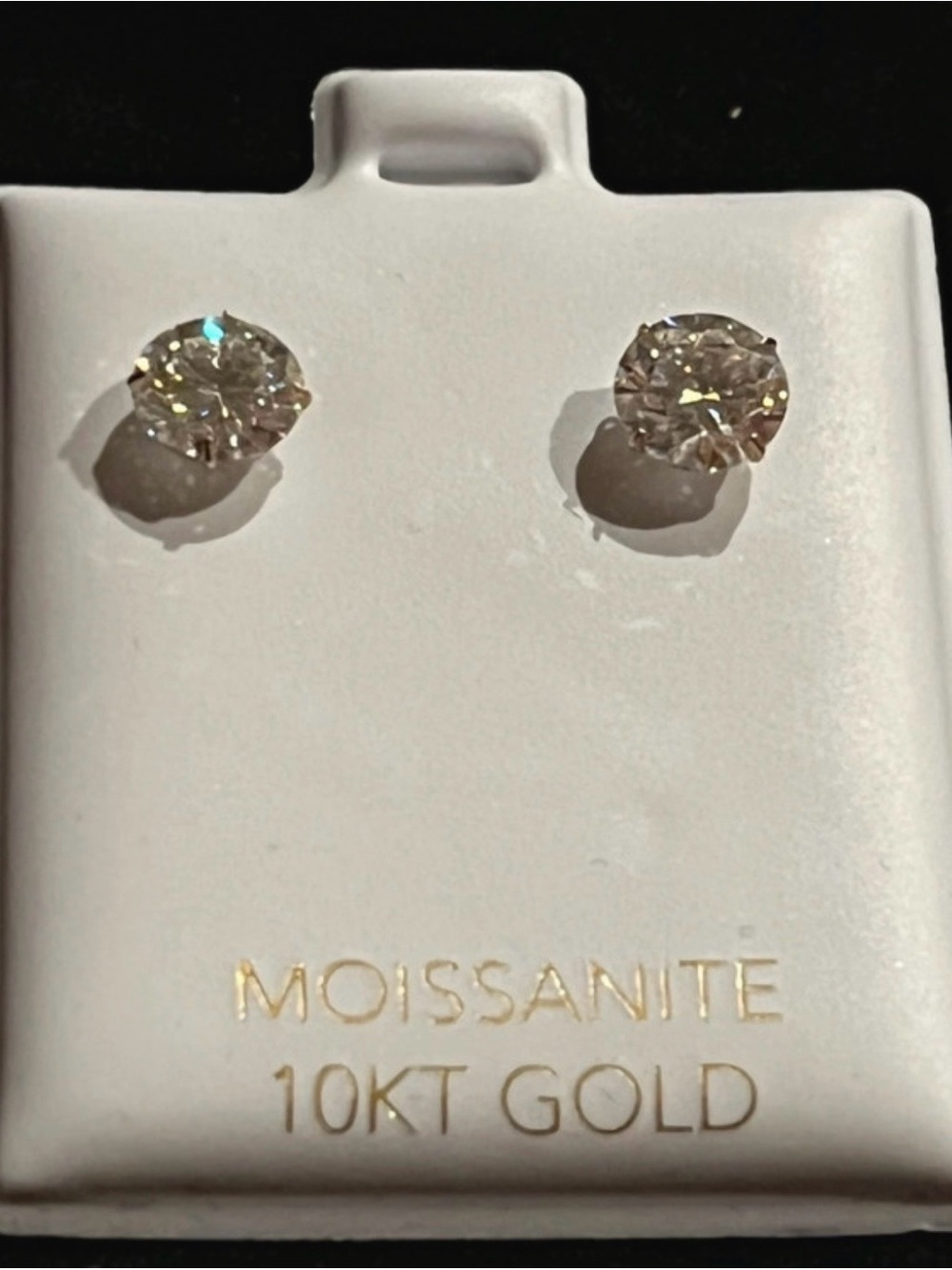 NWT 10KT Gold 1.68 CTW Round Moissanite Stud Earrings